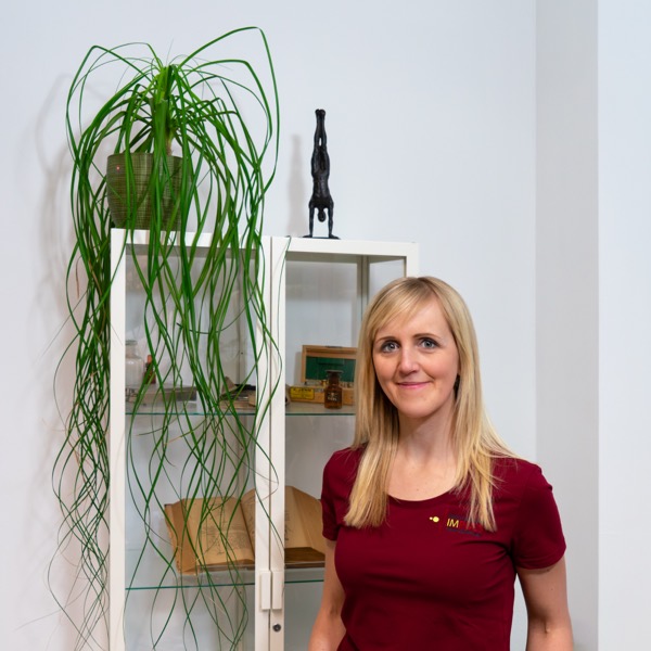 Porträt von Jennifer Fliegel